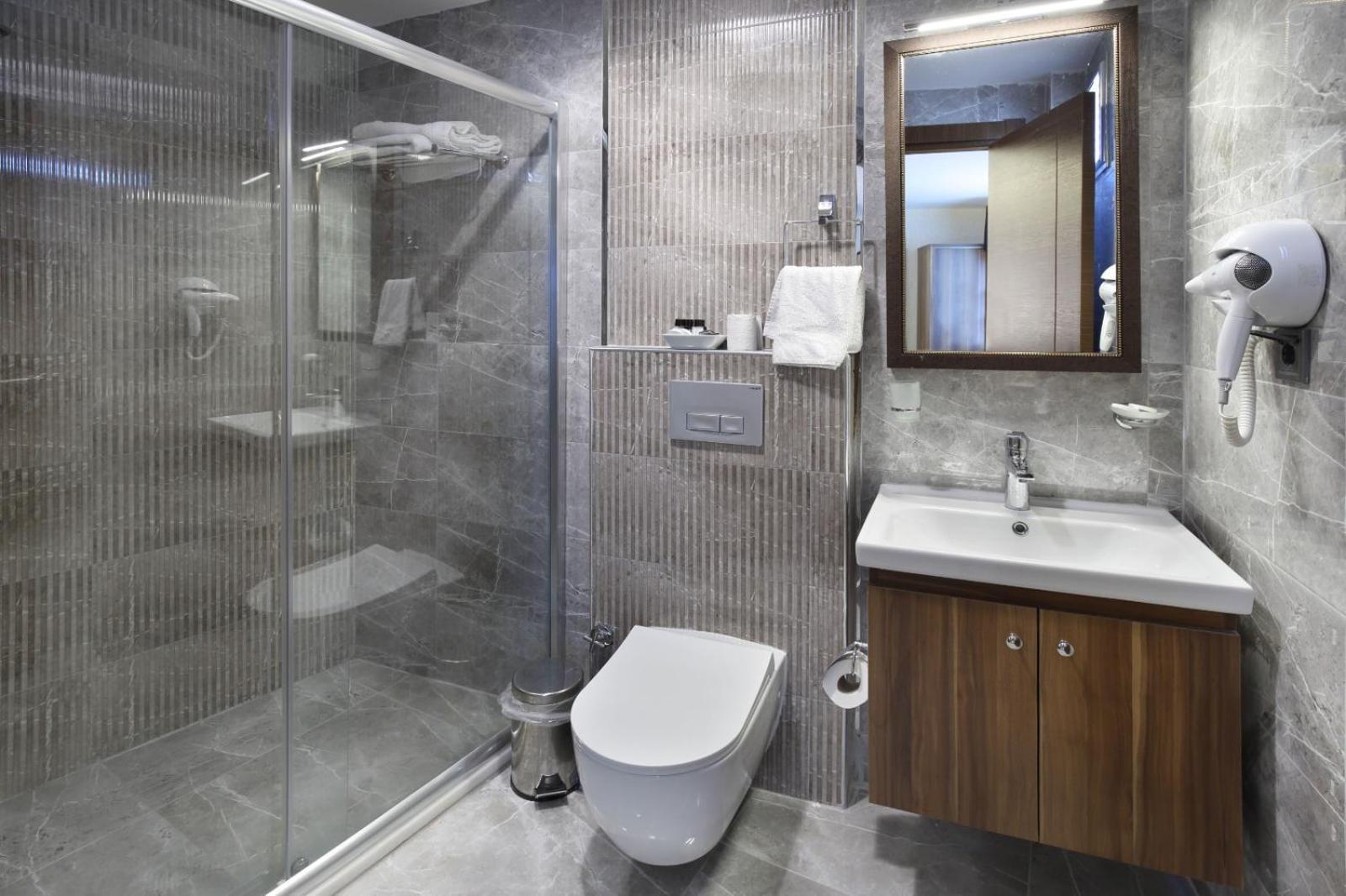Adana Taskoeprue Hotel Kültér fotó