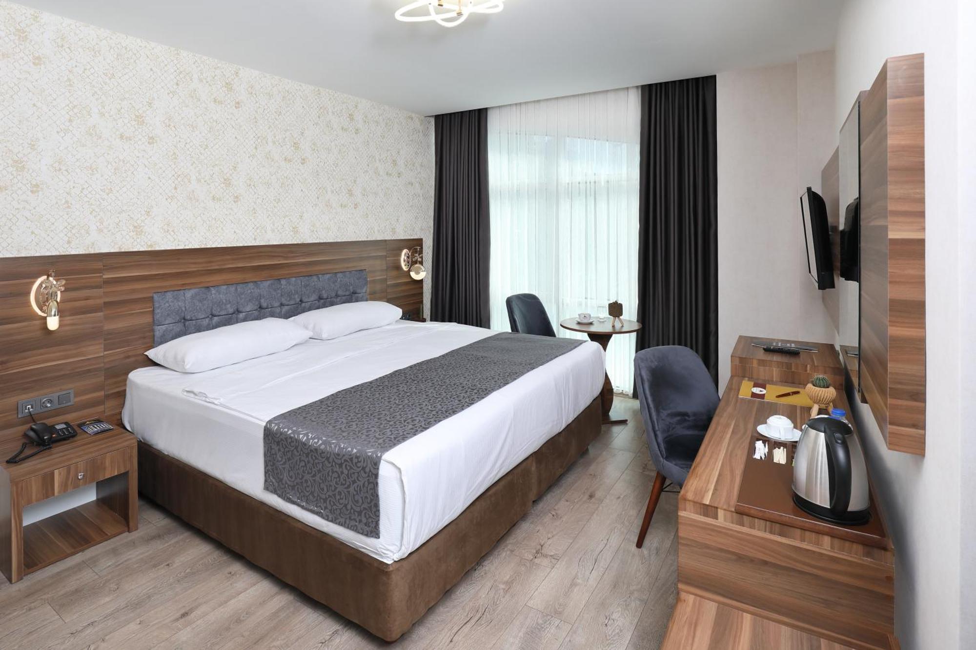 Adana Taskoeprue Hotel Kültér fotó